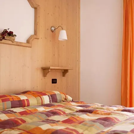 Hotel Rifugio Escursionistico Tita Piaz