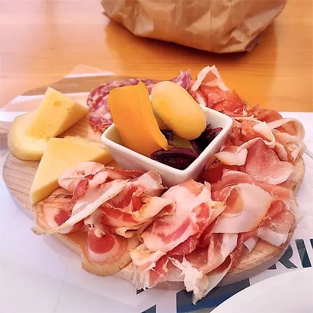 Rifugio Escursionistico Tita Piaz