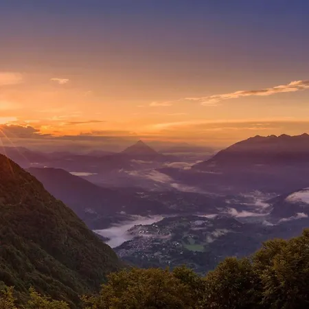 Rifugio Escursionistico Tita Piaz *