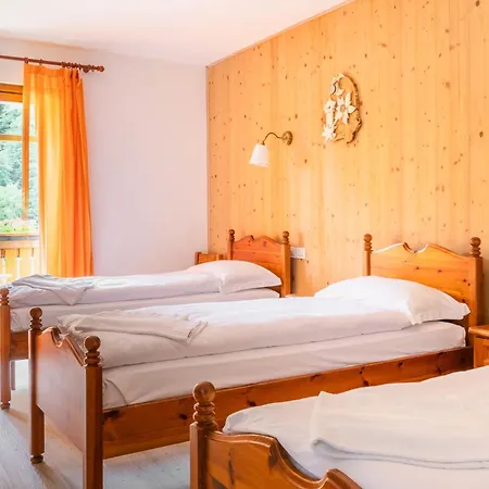 Rifugio Escursionistico Tita Piaz أمبيزو