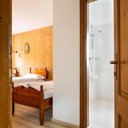 Rifugio Escursionistico Tita Piaz * أمبيزو